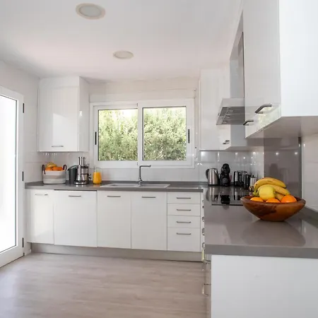 Holiday home Gran Con Piscina La Eliana